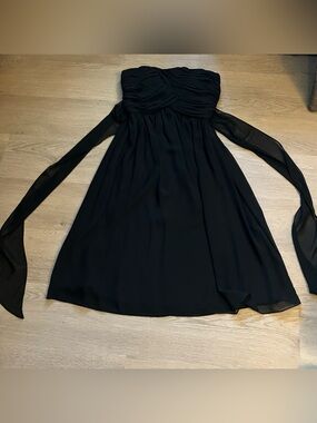 Size 0 White House Black Market Strapless Black Chiffon Cocktail Dress